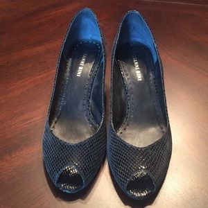 Gianni Bini Wedges 8 1/2M